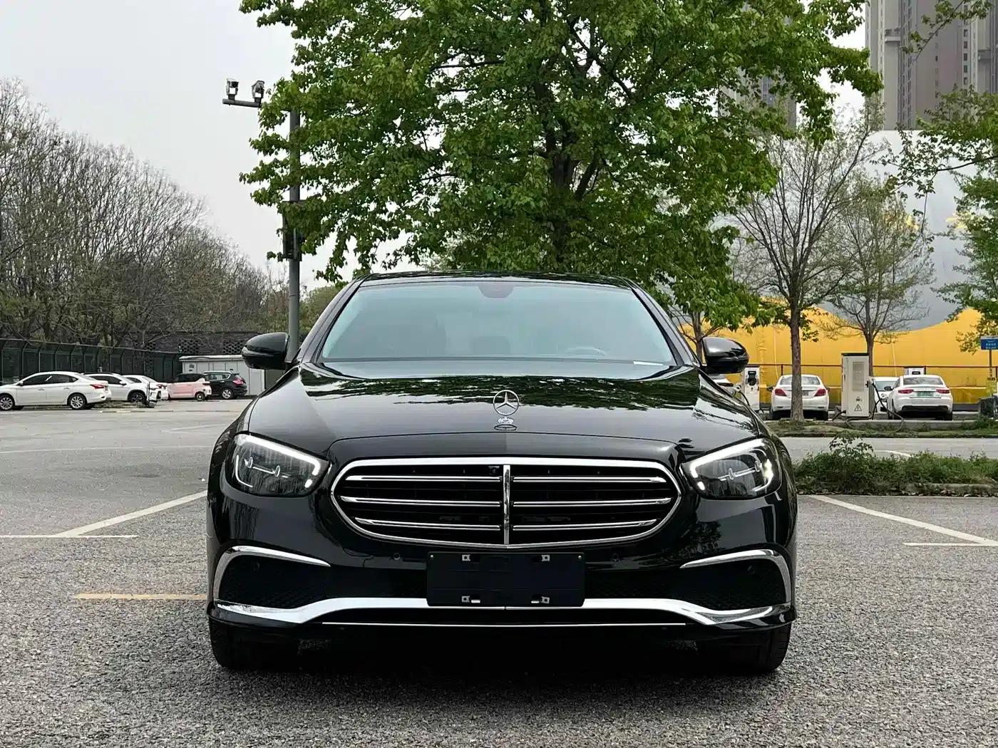 Mercedes-Benz E-Class 2023 E 300 L Fashion Edition — миниатюра 2
