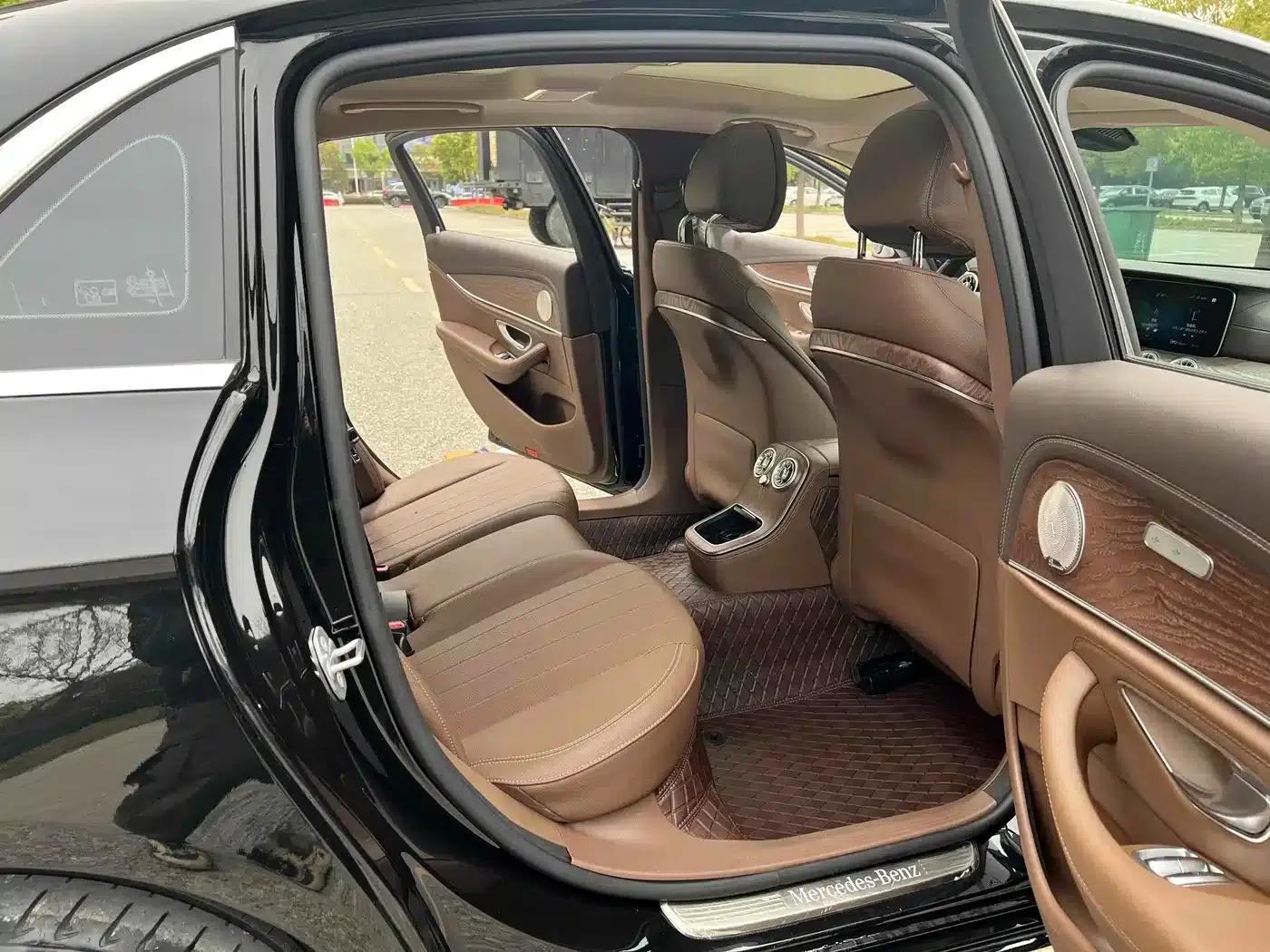 Mercedes-Benz E-Class 2023 E 300 L Fashion Edition — миниатюра 14