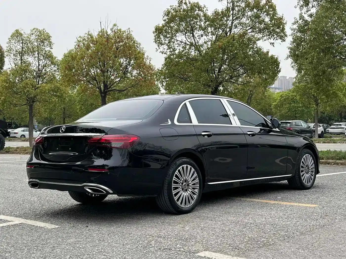 Mercedes-Benz E-Class 2023 E 300 L Fashion Edition — миниатюра 18