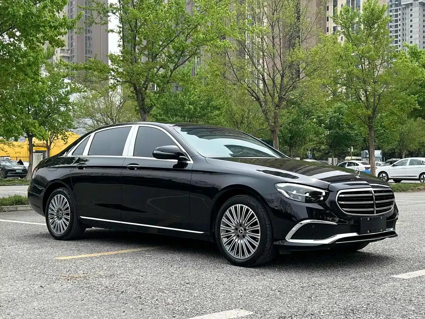 Mercedes-Benz E-Class 2023 E 300 L Fashion Edition — миниатюра 3