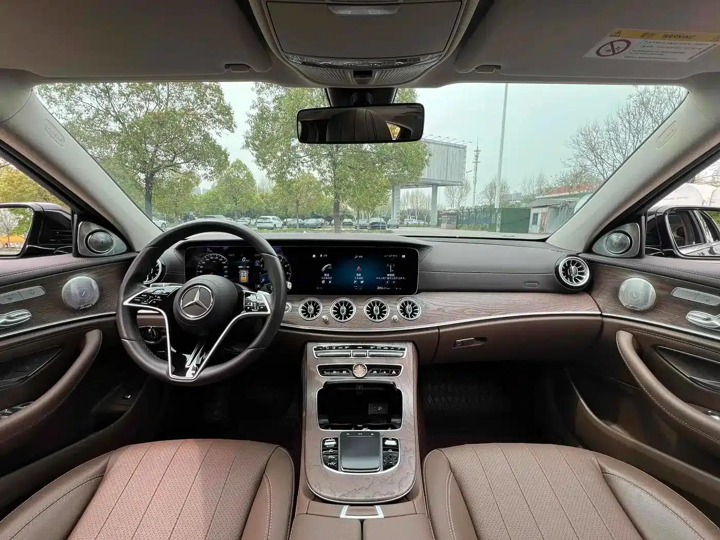 Mercedes-Benz E-Class 2023 E 300 L Fashion Edition — миниатюра 7