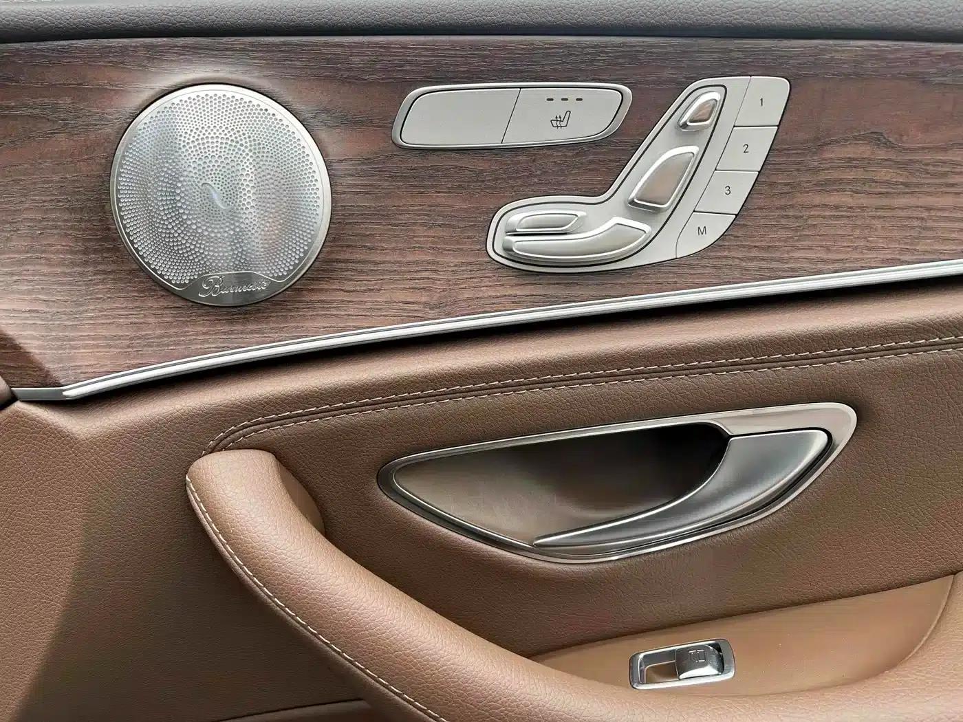 Mercedes-Benz E-Class 2023 E 300 L Fashion Edition — миниатюра 10