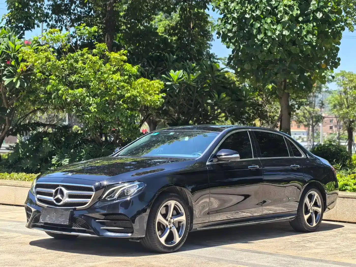 Mercedes-Benz E-Class 2019 Facelift E 300 L Sport Style — миниатюра 1
