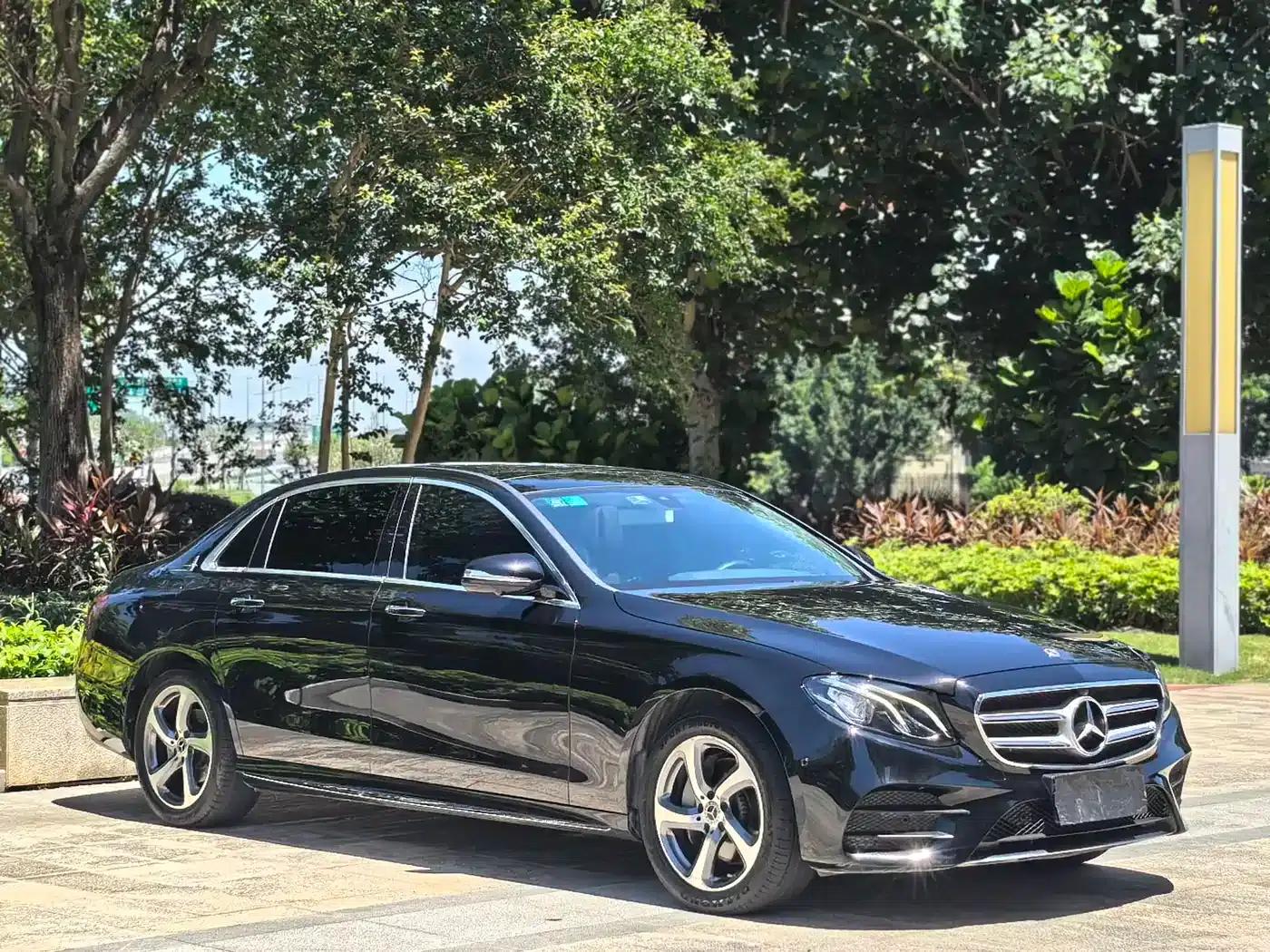 Mercedes-Benz E-Class 2019 Facelift E 300 L Sport Style — миниатюра 3