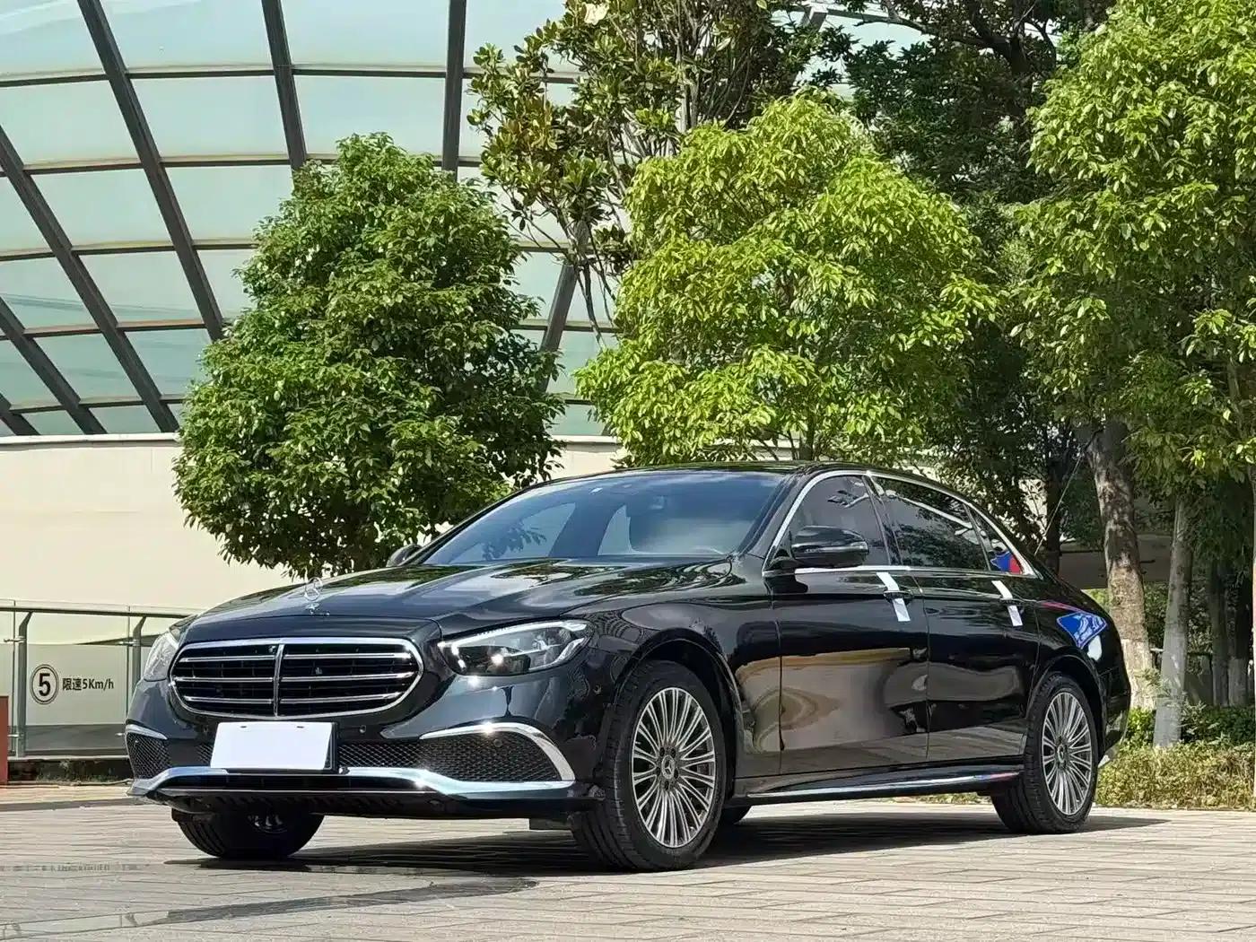 Mercedes-Benz E-Class 2023 E 300 L Fashion Edition — миниатюра 1