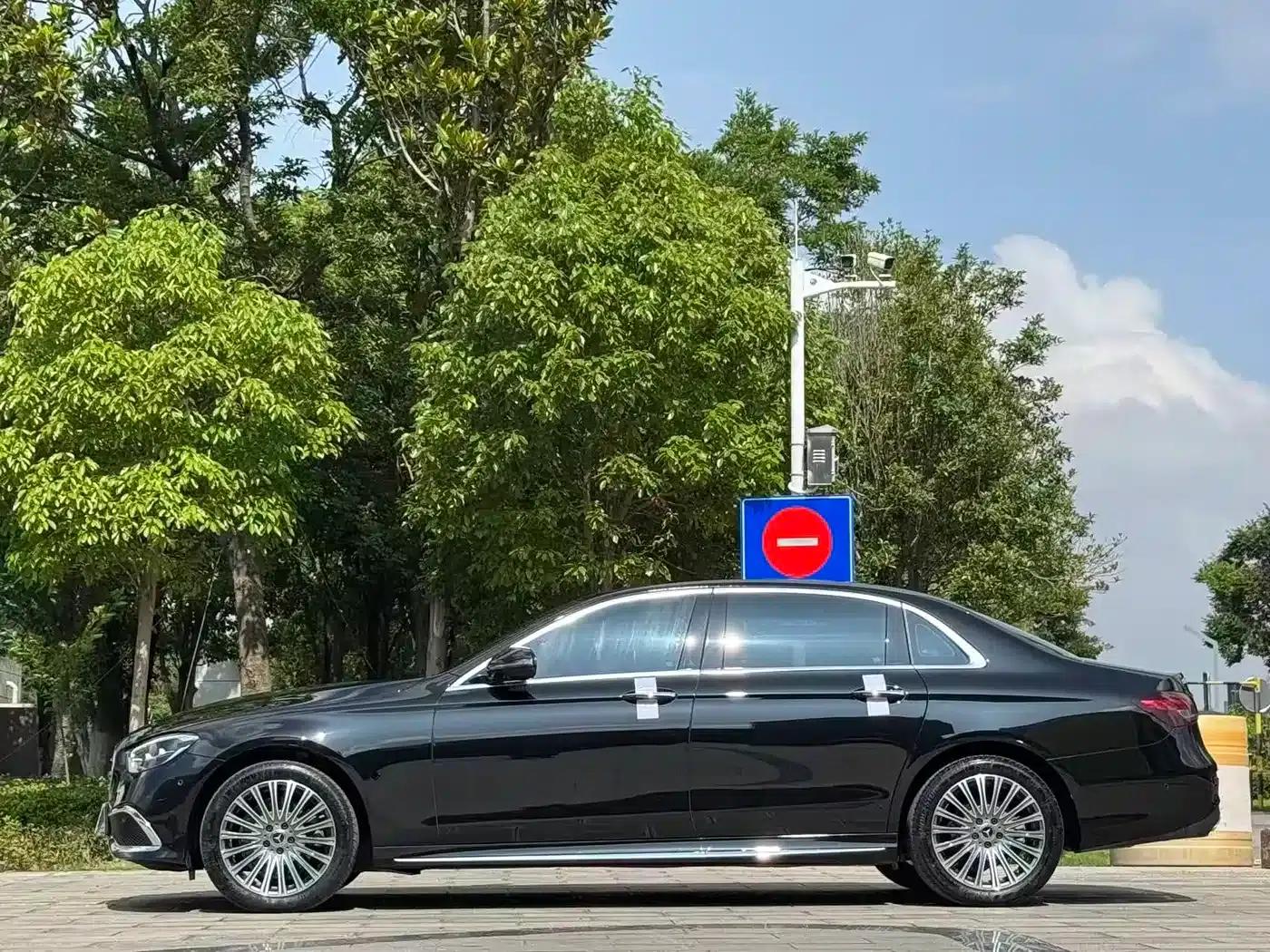 Mercedes-Benz E-Class 2023 E 300 L Fashion Edition — миниатюра 10