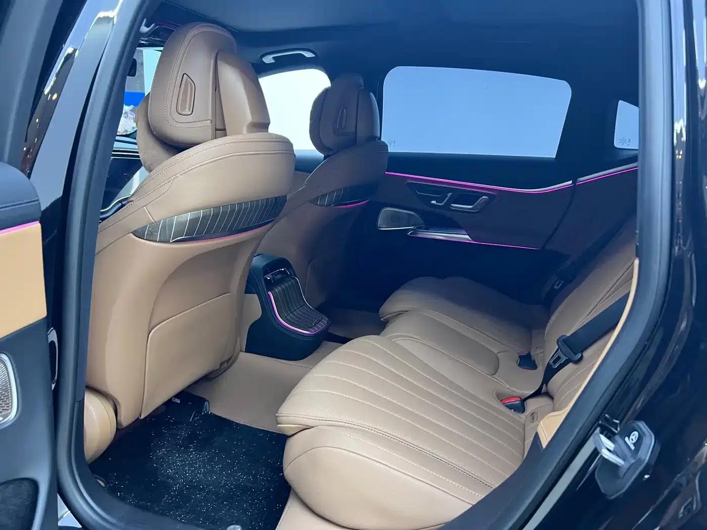 Mercedes-Benz E-Class 2024 Facelift E 300 L Luxury — миниатюра 11