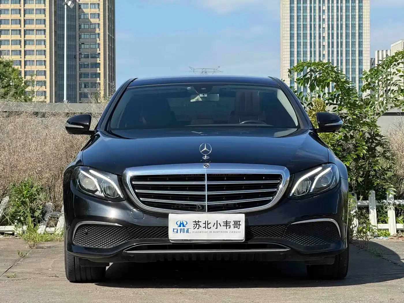 2017 Mercedes-Benz E-Class E 300 L Luxury — миниатюра 1