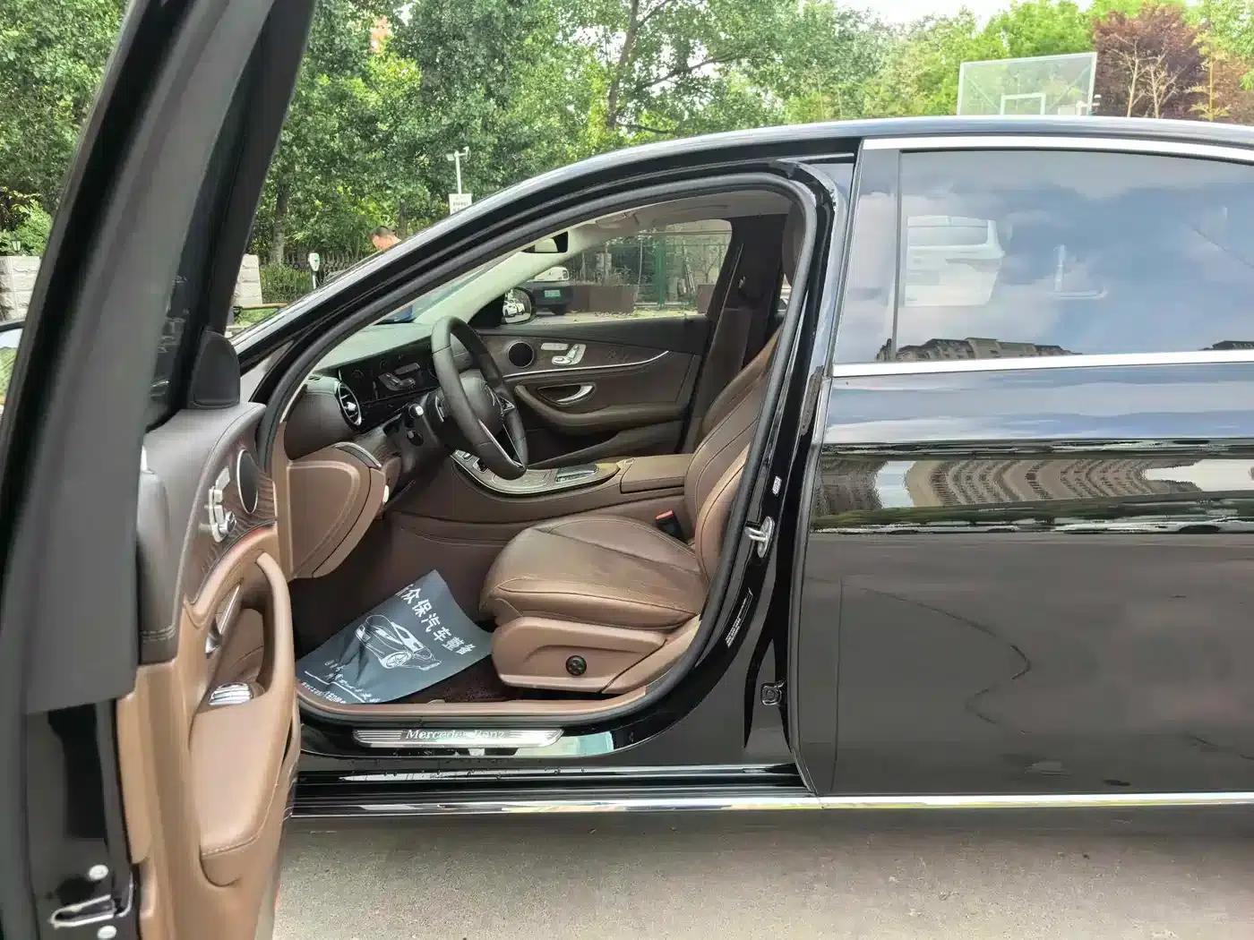 Mercedes-Benz E-Class 2023 Facelift E 300 L Fashion Model — миниатюра 11