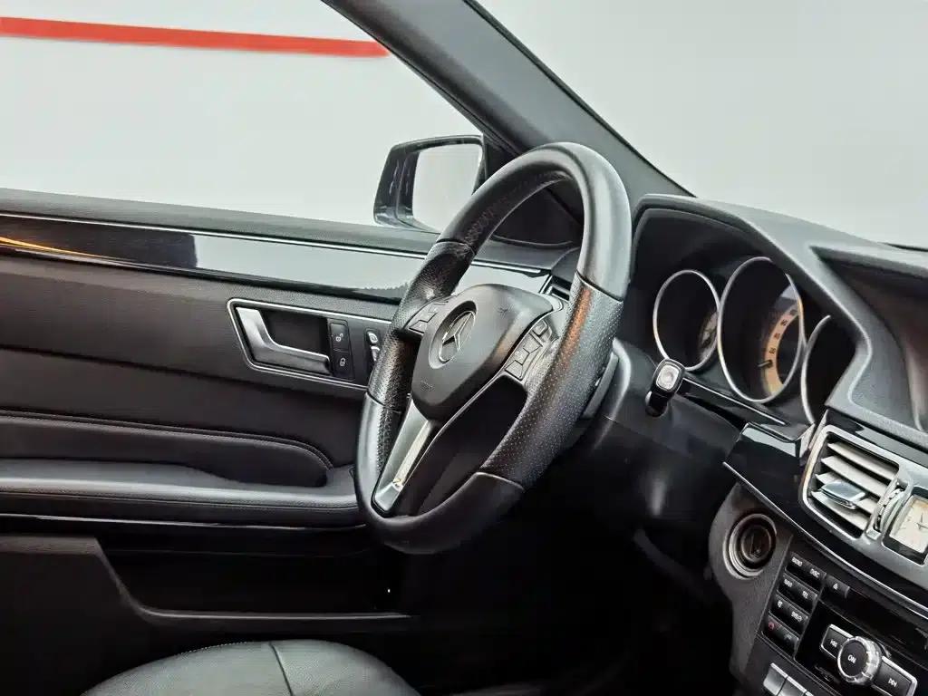 2014 Mercedes-Benz E-Class E 260 L Sport — миниатюра 22