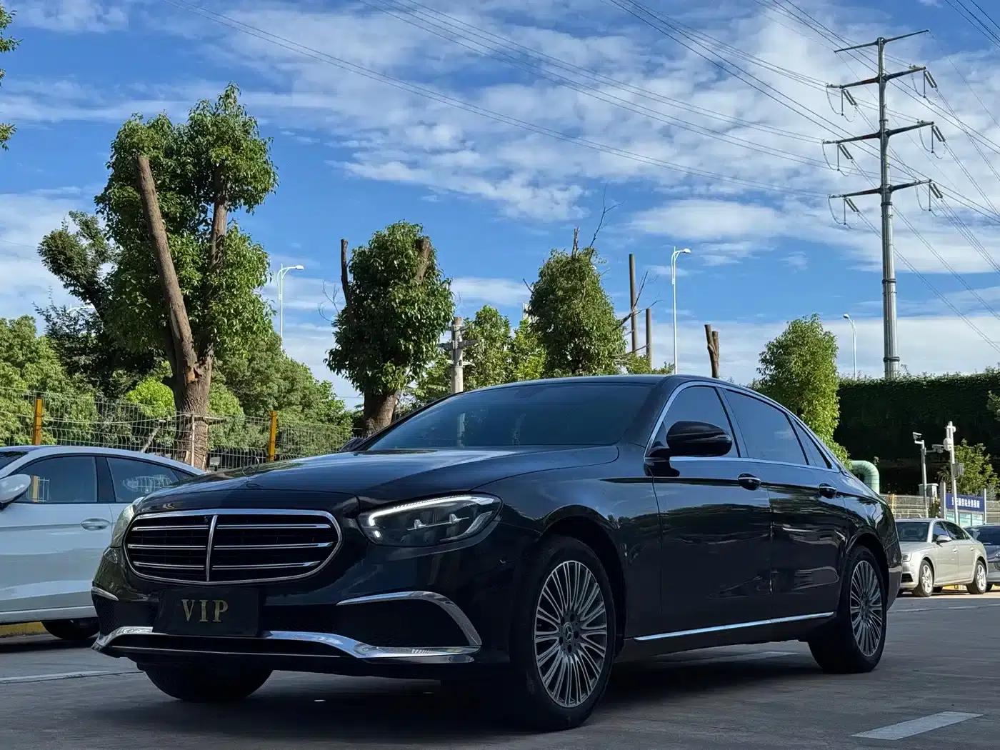 Mercedes-Benz E-Class 2023 Facelift E 300 L Fashion Model — миниатюра 1