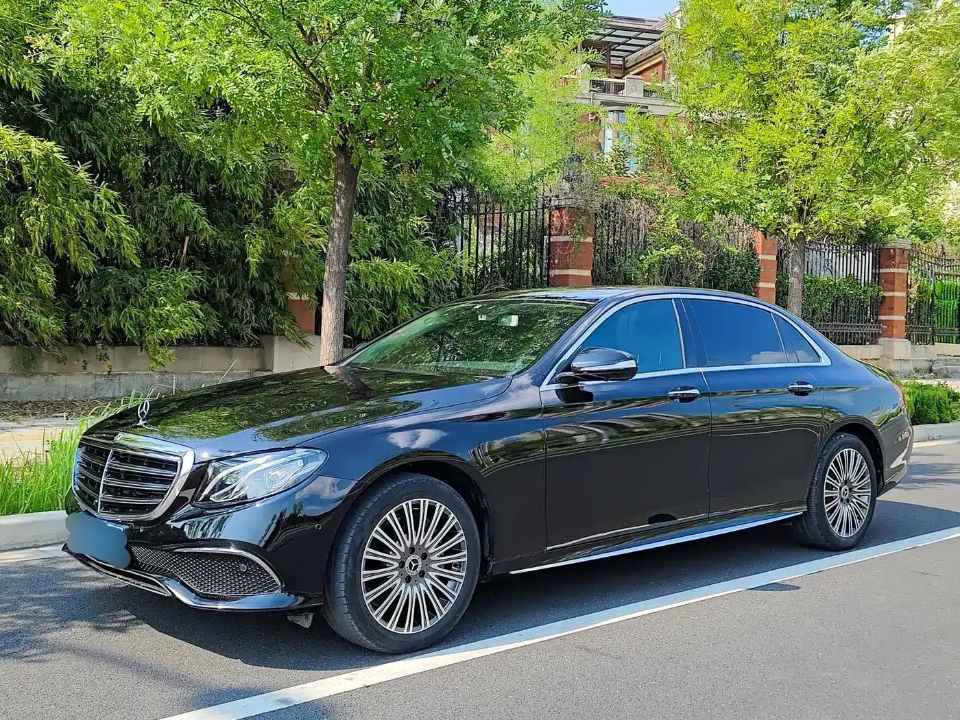 2018 Mercedes-Benz E-Class E 300 L Sport Style — миниатюра 1