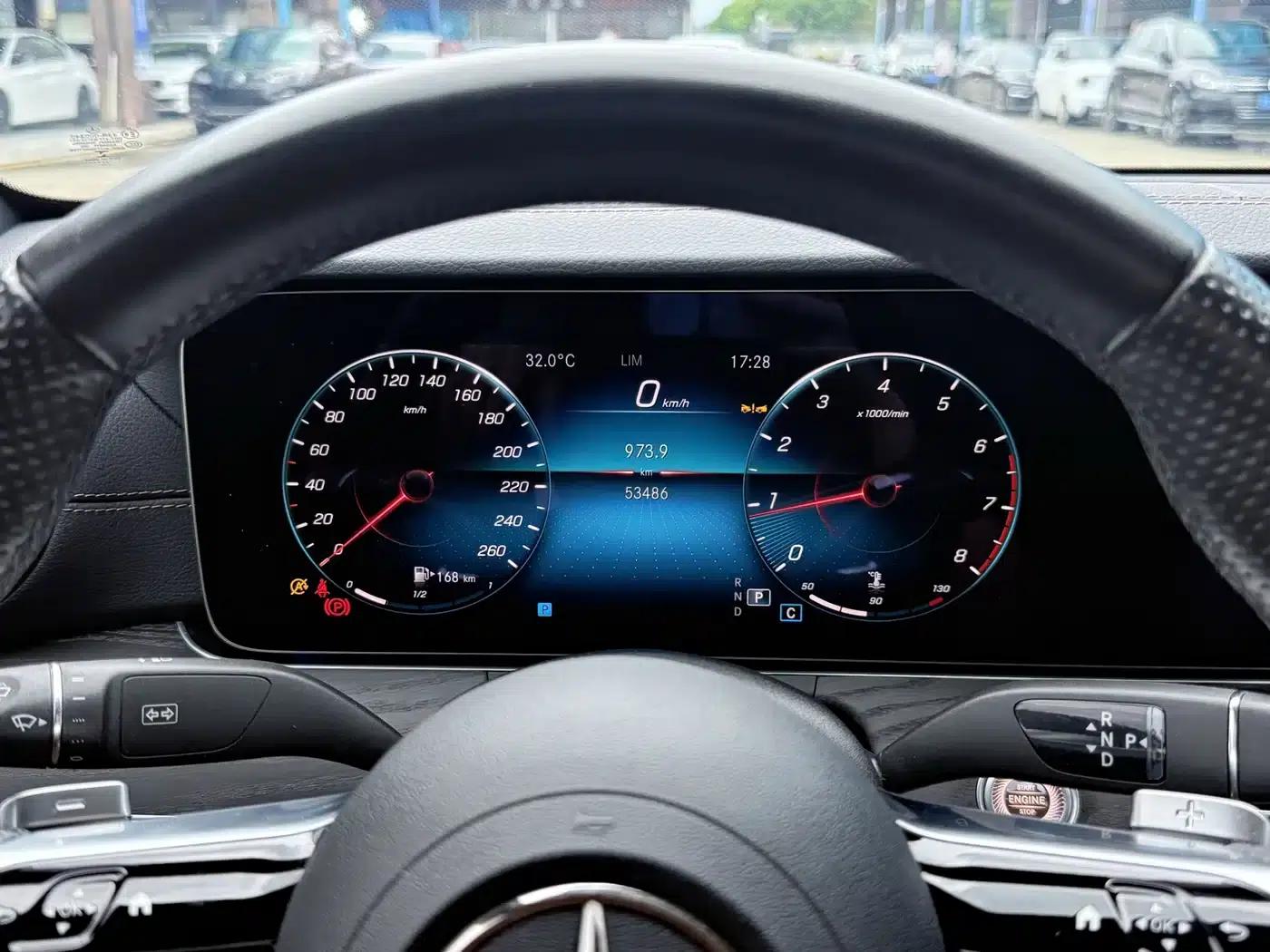 Mercedes-Benz E-Class 2022 E 300 L Sport Luxury — миниатюра 15