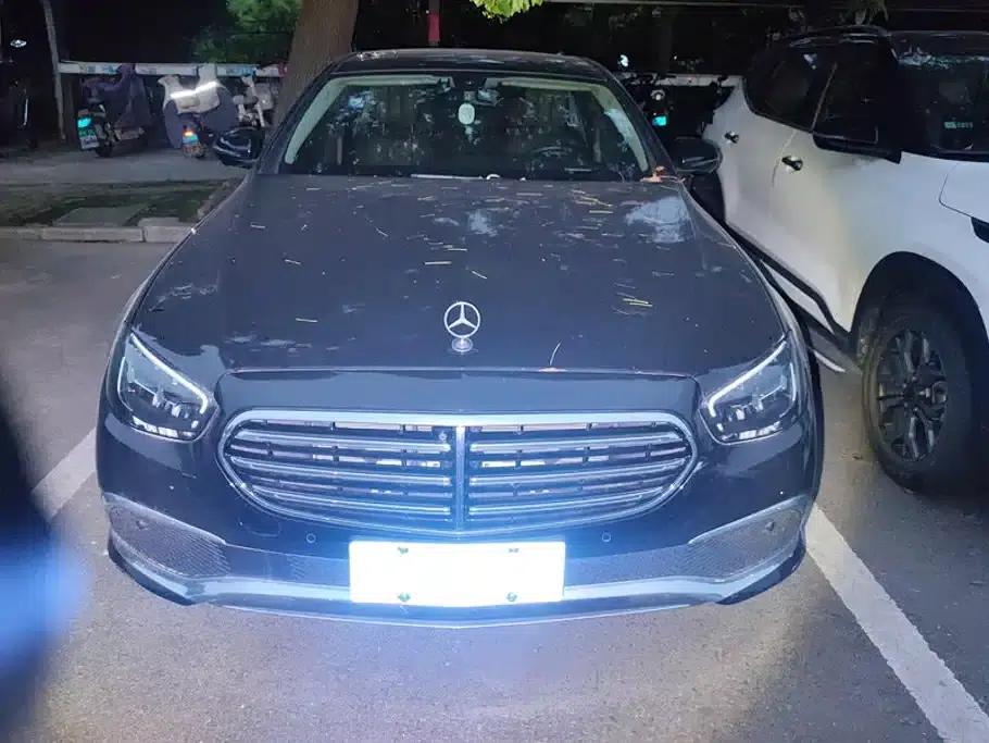 Mercedes-Benz E-Class 2022 E 300 L Fashion Edition — миниатюра 2