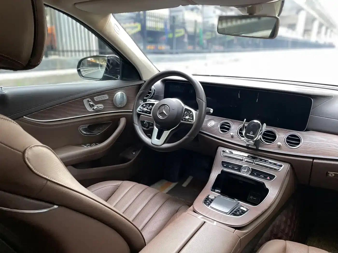 Mercedes-Benz E-Class 2020 Facelift E 300 L Fashion Model — миниатюра 12