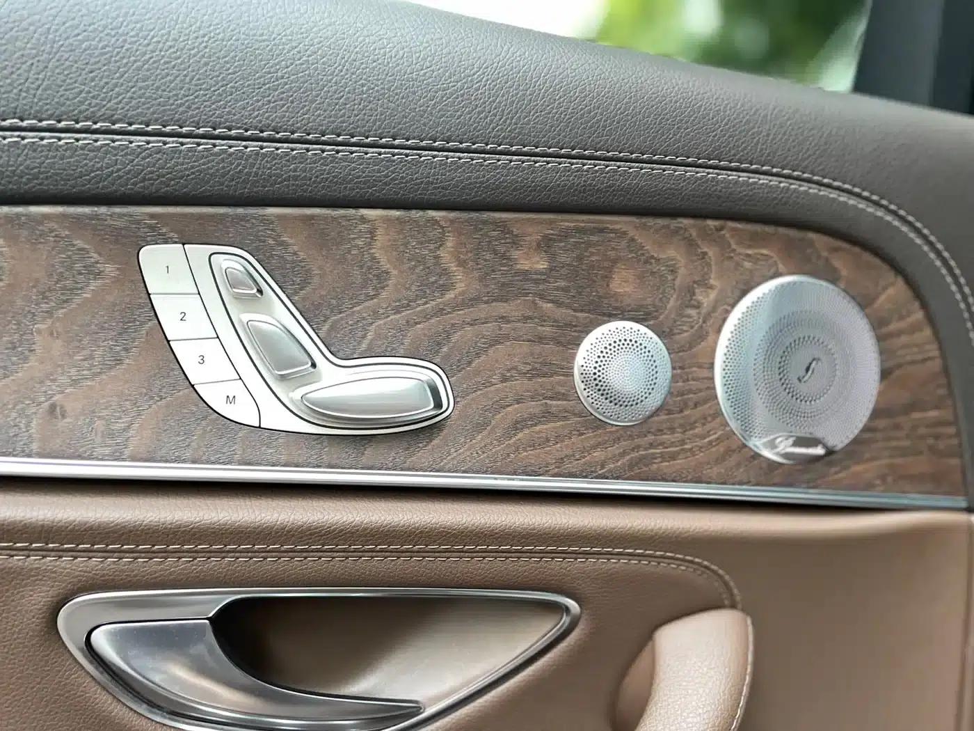 Mercedes-Benz E-Class 2020 Facelift E 300 L Fashion Model — миниатюра 14