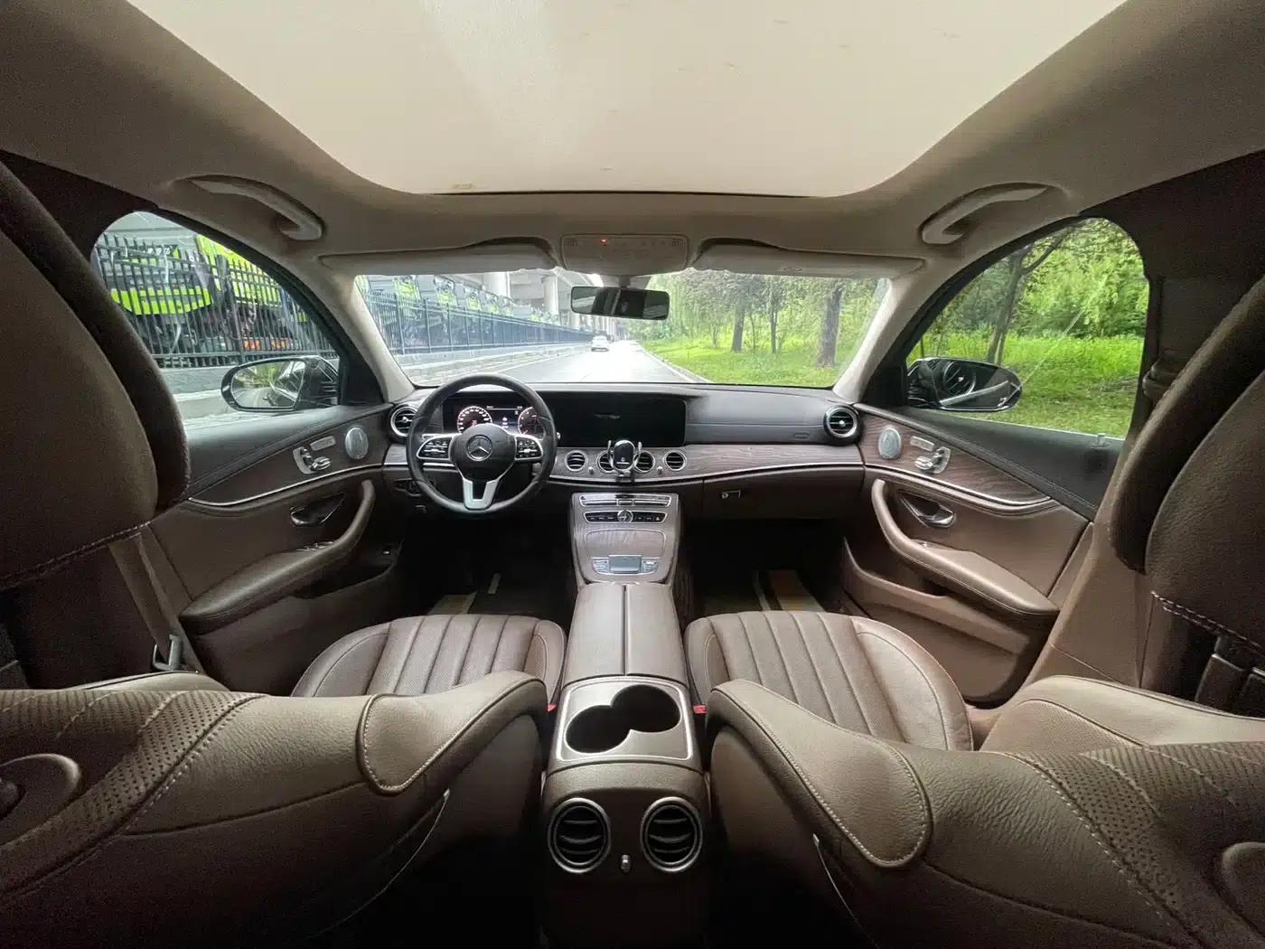 Mercedes-Benz E-Class 2020 Facelift E 300 L Fashion Model — миниатюра 8