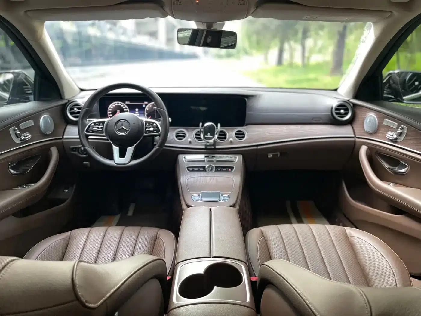 Mercedes-Benz E-Class 2020 Facelift E 300 L Fashion Model — миниатюра 9