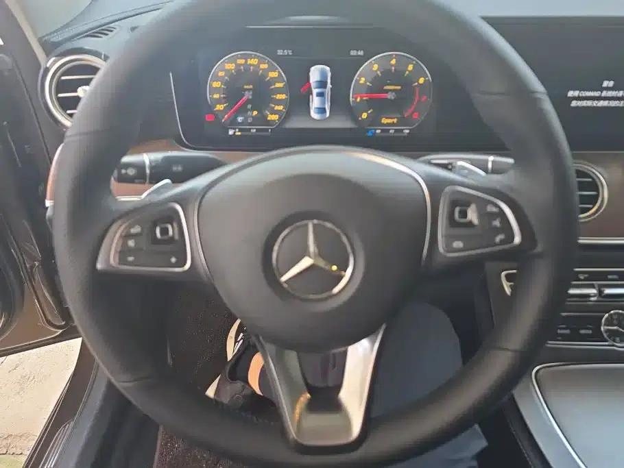 2017 Mercedes-Benz E-Class E 200 L 4MATIC — миниатюра 15