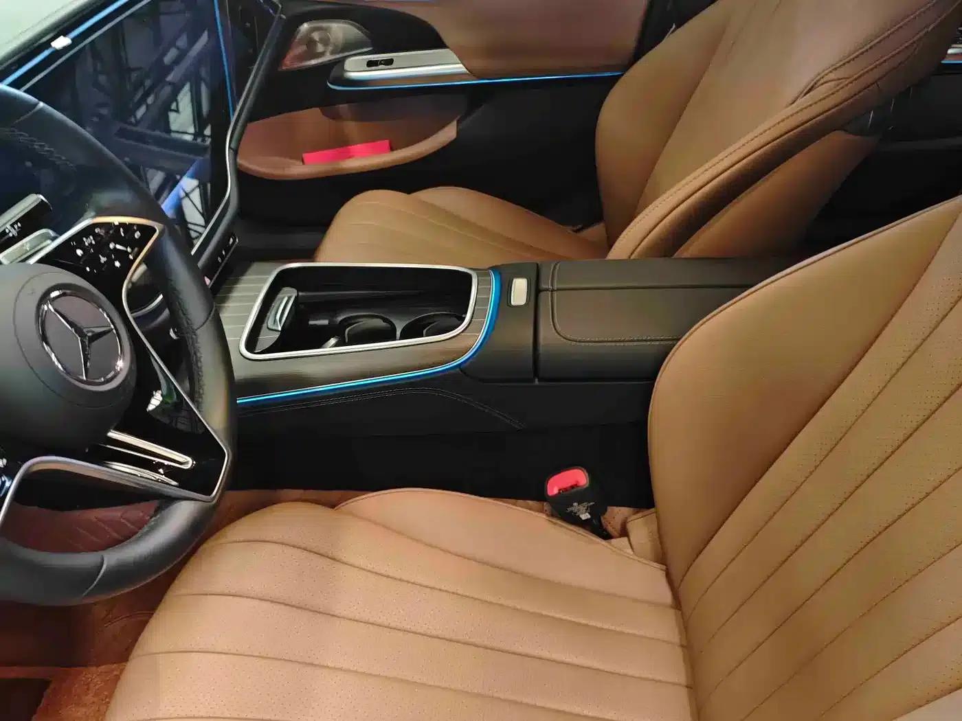 2025 Mercedes-Benz E-Class E 300 L Luxury — миниатюра 5