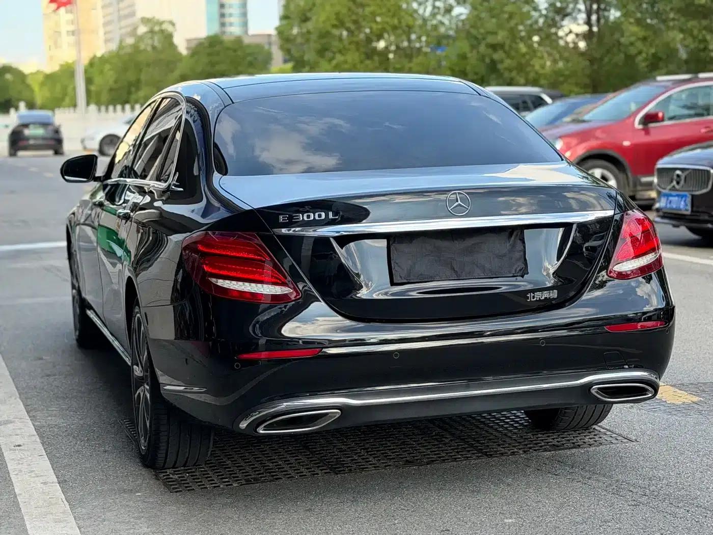 Mercedes-Benz E-Class 2019 Facelift E 300 L Luxury — миниатюра 12