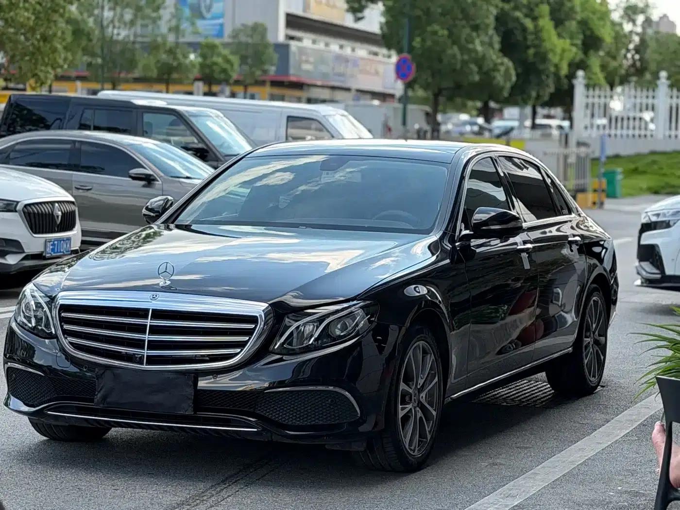Mercedes-Benz E-Class 2019 Facelift E 300 L Luxury — миниатюра 3