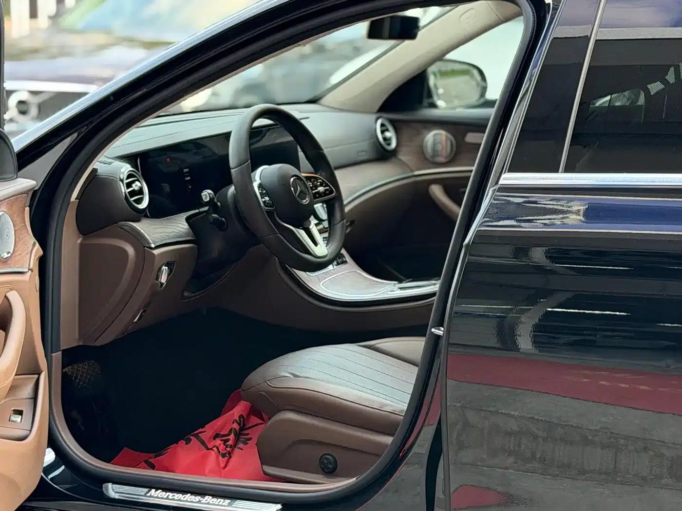 Mercedes-Benz E-Class 2019 Facelift E 300 L Luxury — миниатюра 6