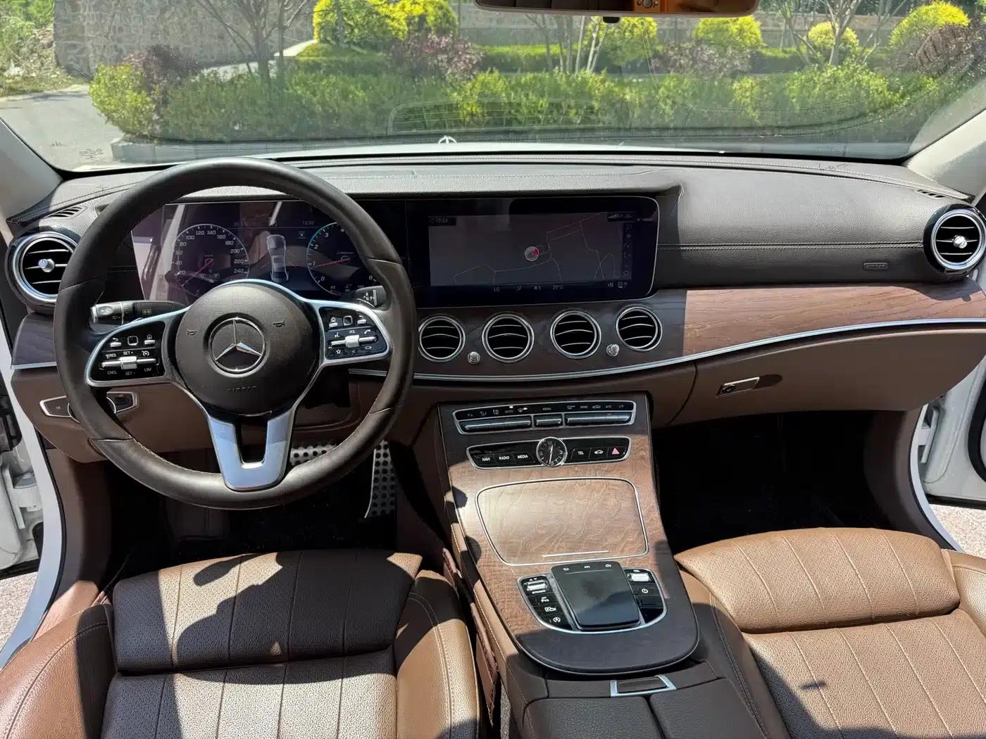 2019 Mercedes-Benz E-Class E 200 L — миниатюра 15