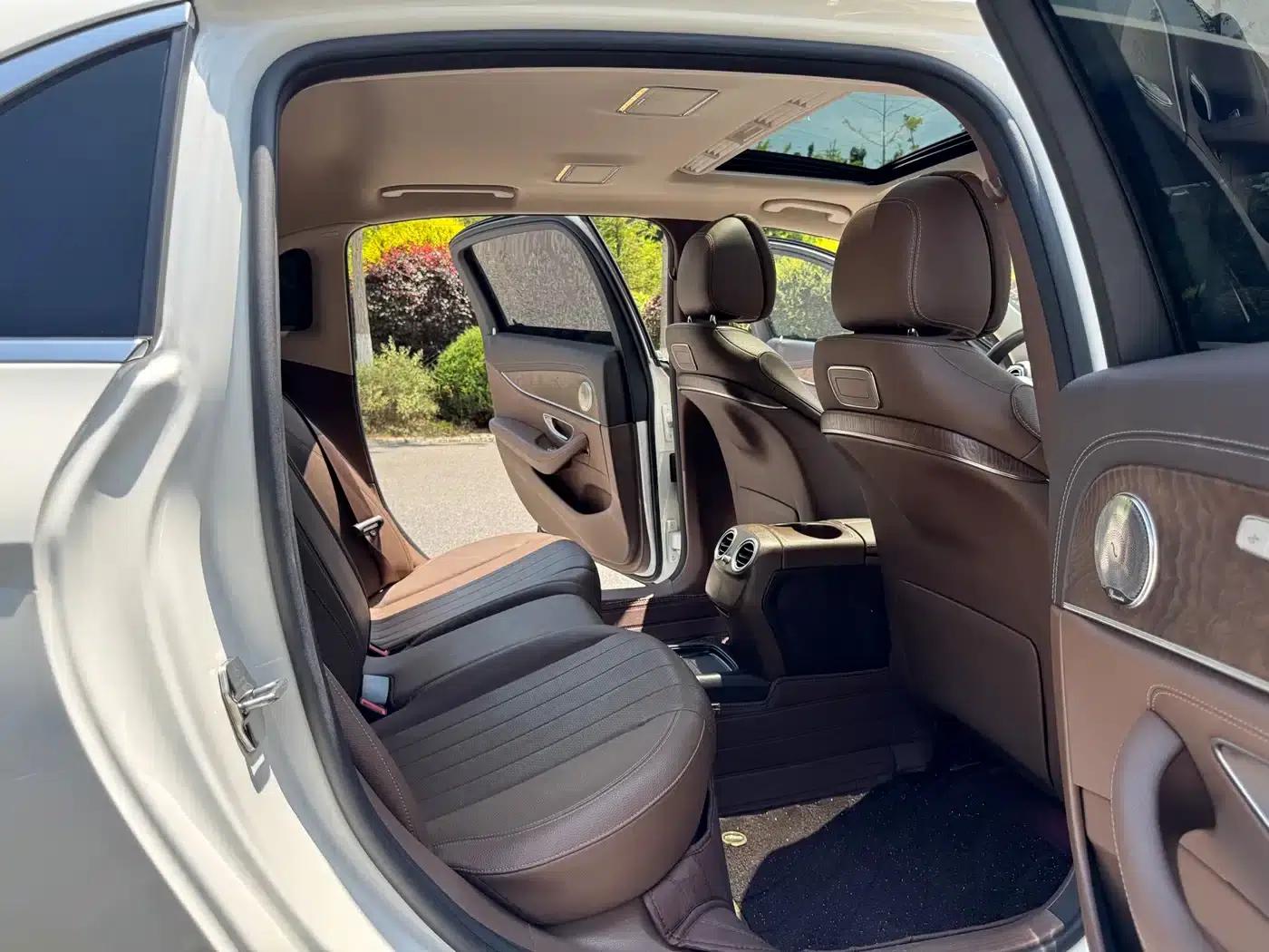 2019 Mercedes-Benz E-Class E 200 L — миниатюра 24