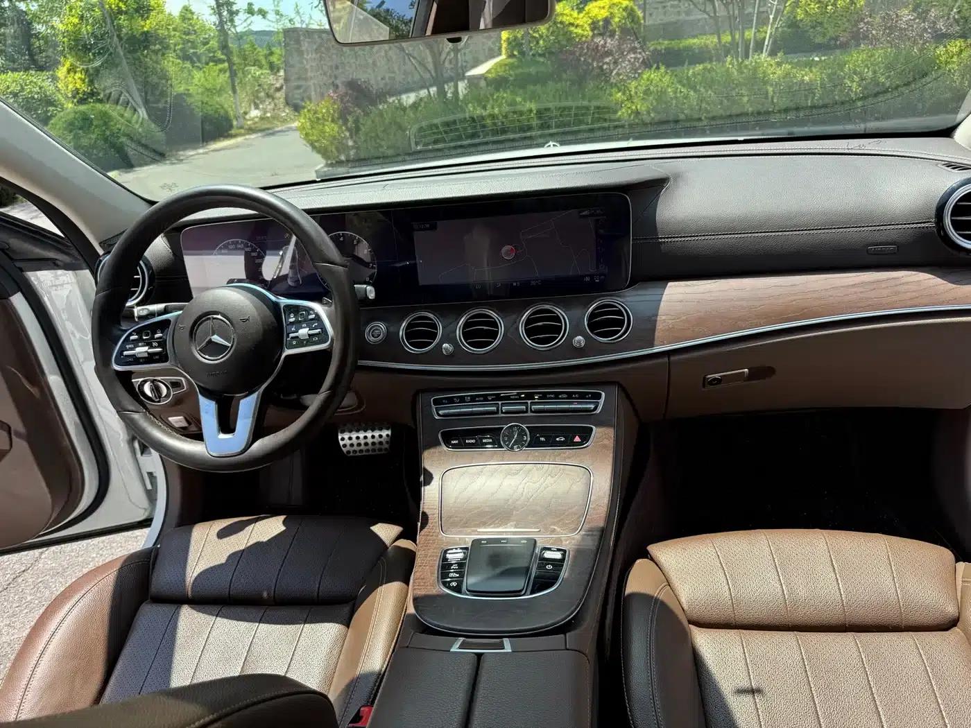 2019 Mercedes-Benz E-Class E 200 L — миниатюра 27