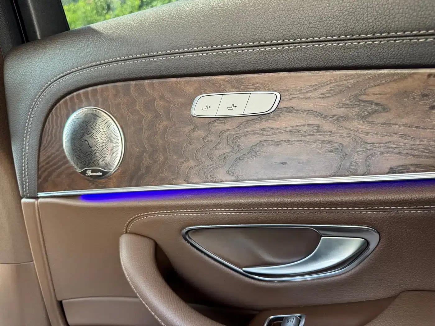 2019 Mercedes-Benz E-Class E 200 L — миниатюра 29