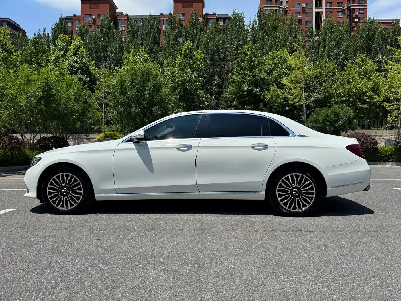 2019 Mercedes-Benz E-Class E 200 L — миниатюра 4