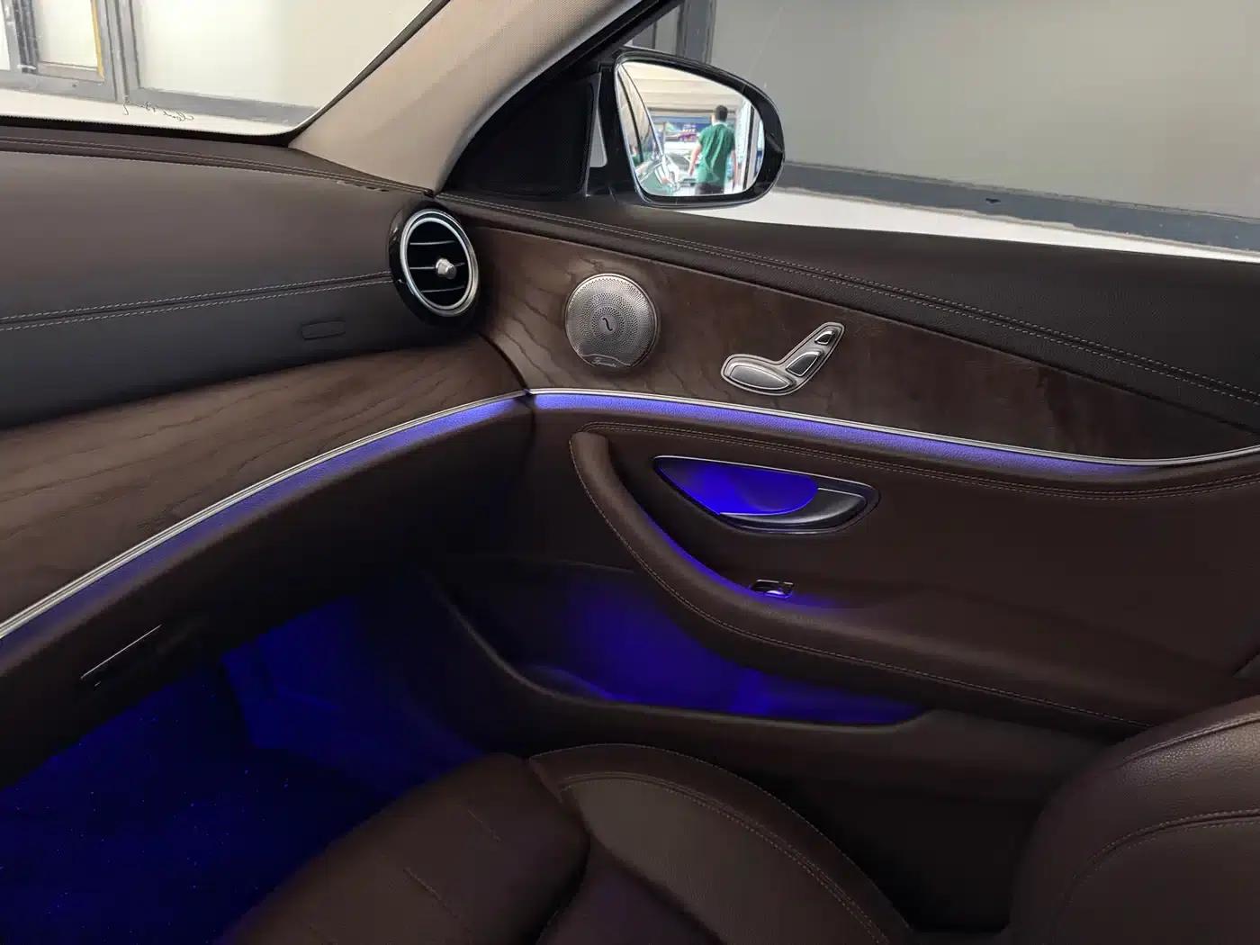 2019 Mercedes-Benz E-Class E 200 L — миниатюра 31