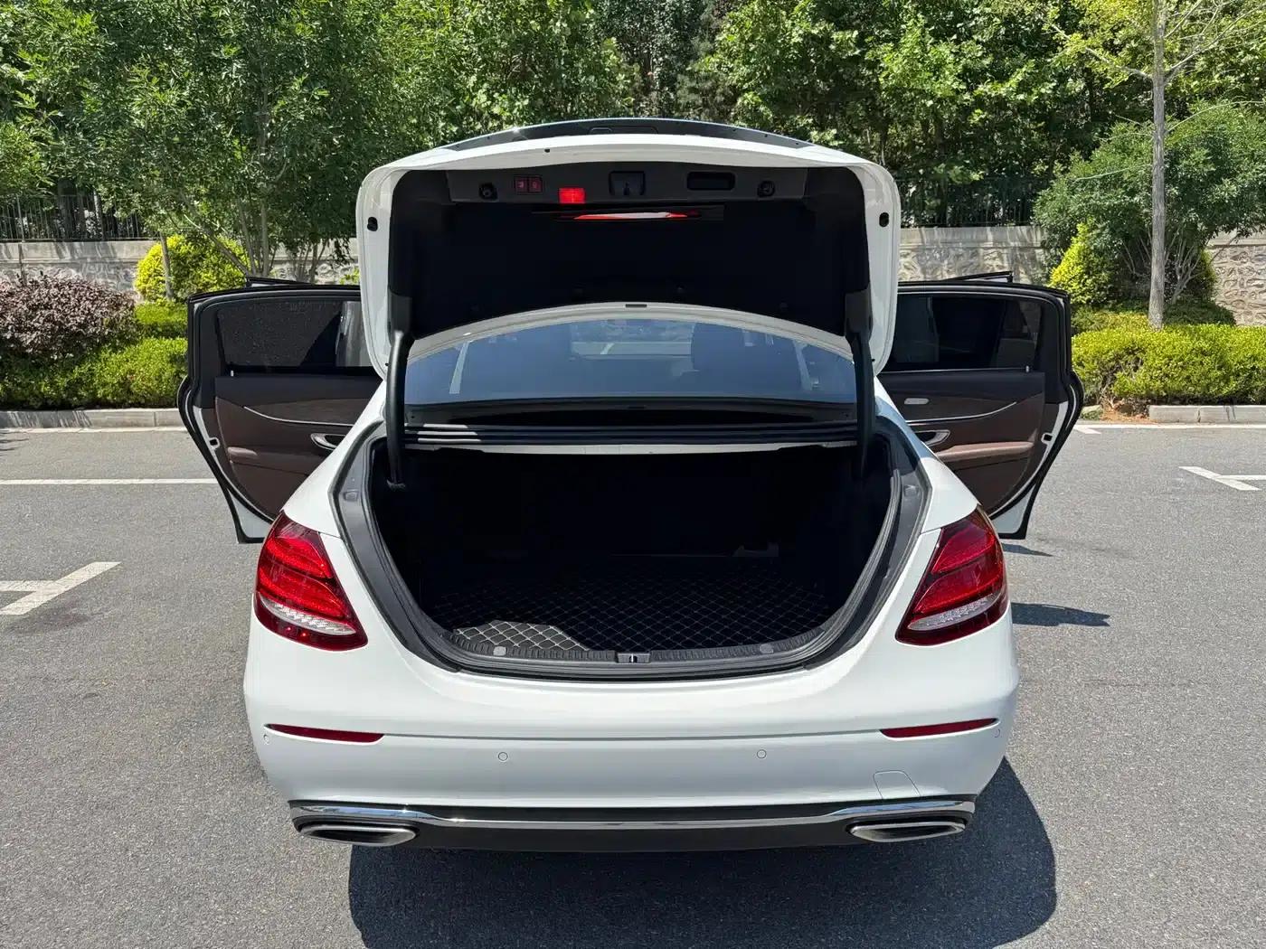 2019 Mercedes-Benz E-Class E 200 L — миниатюра 40