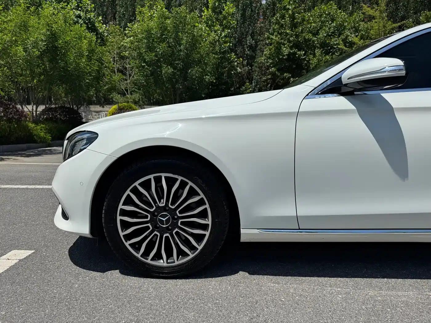 2019 Mercedes-Benz E-Class E 200 L — миниатюра 5
