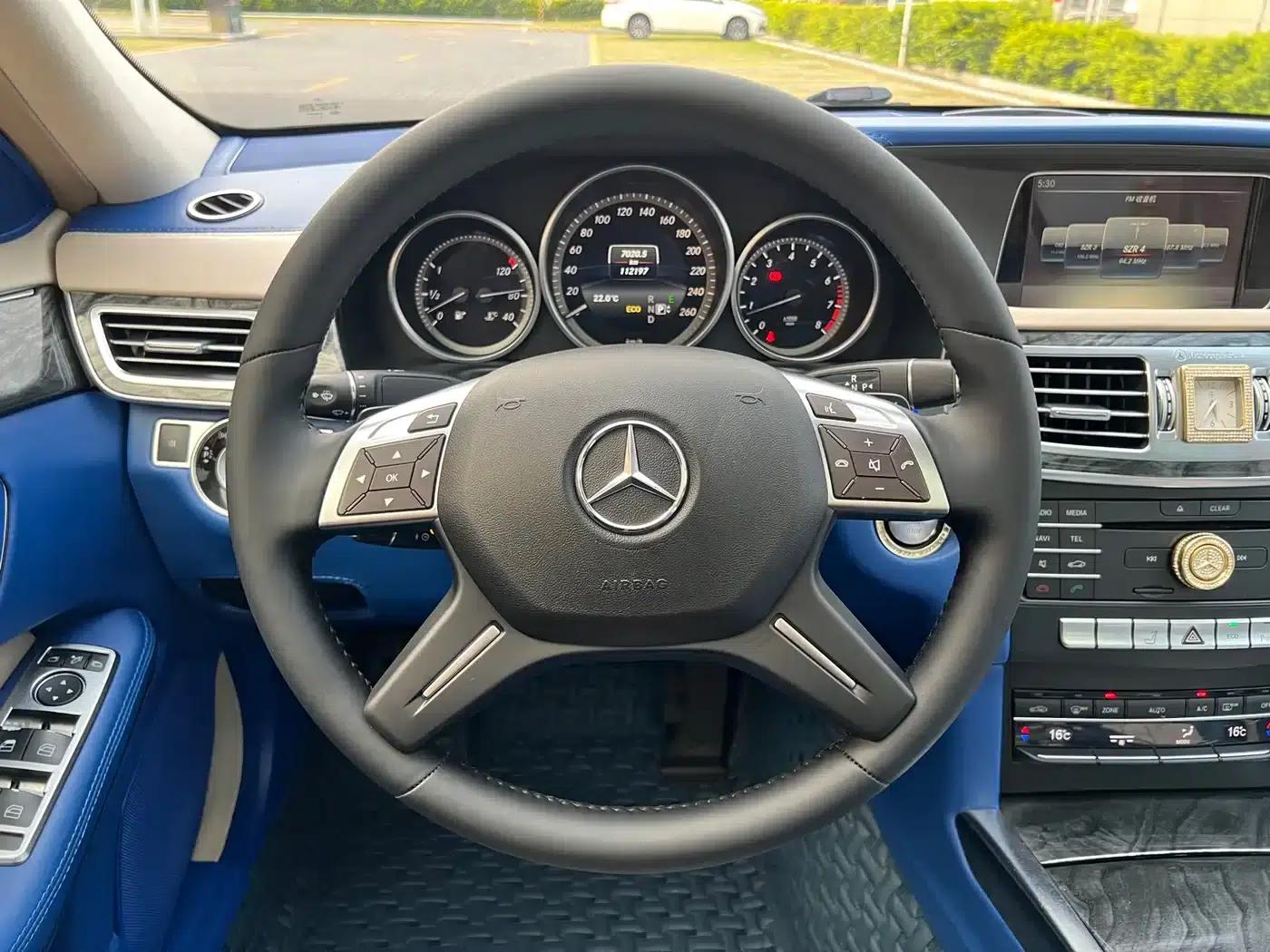 2015 Mercedes-Benz E-Class Facelift E 260 L — миниатюра 16