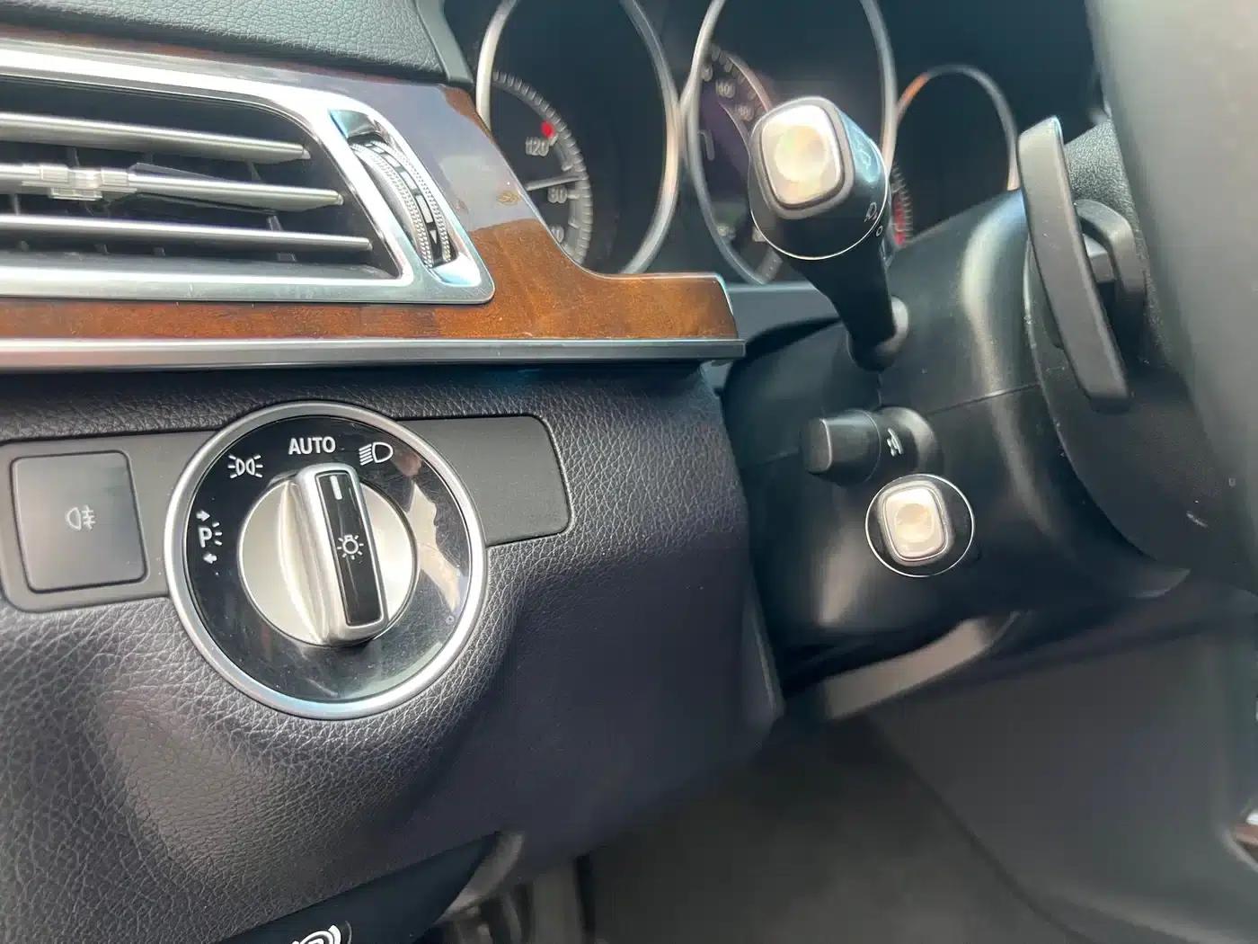 2015 Mercedes-Benz E-Class E 260 L — миниатюра 13