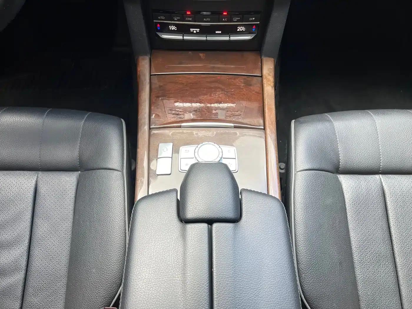 2015 Mercedes-Benz E-Class E 260 L — миниатюра 20