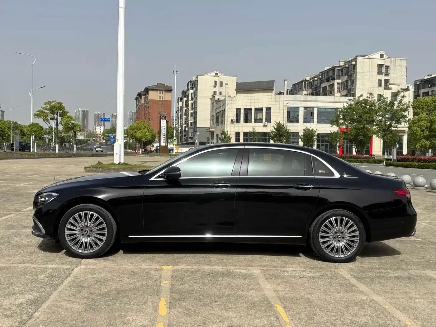 2022 Mercedes-Benz E-Class E 300 L Luxury — миниатюра 4