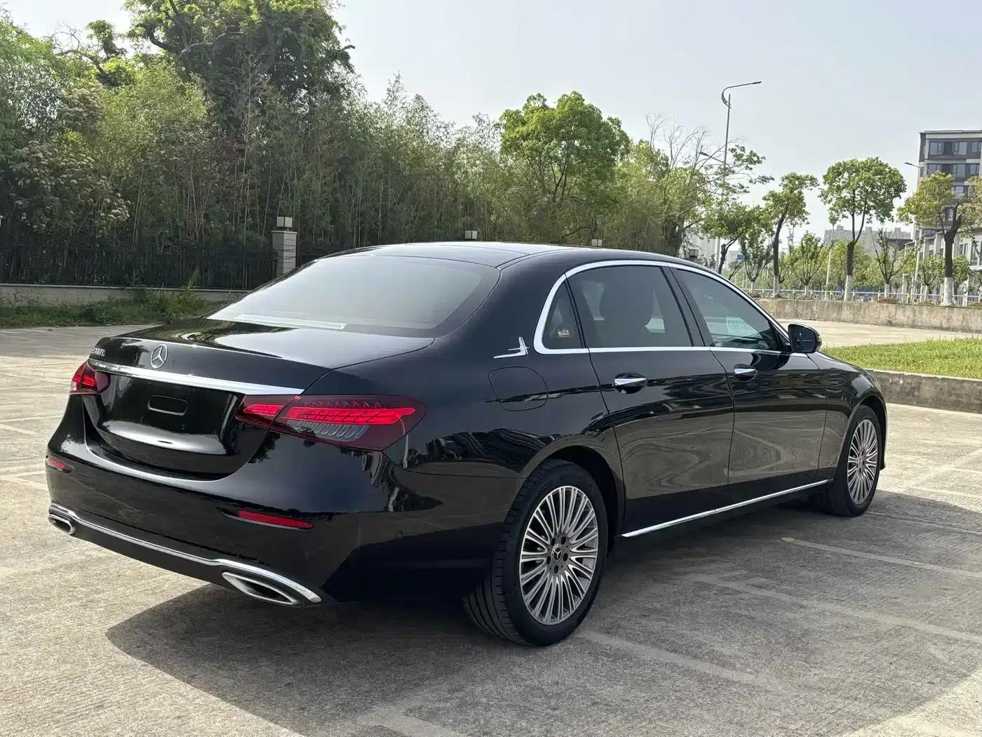 2022 Mercedes-Benz E-Class E 300 L Luxury — миниатюра 5