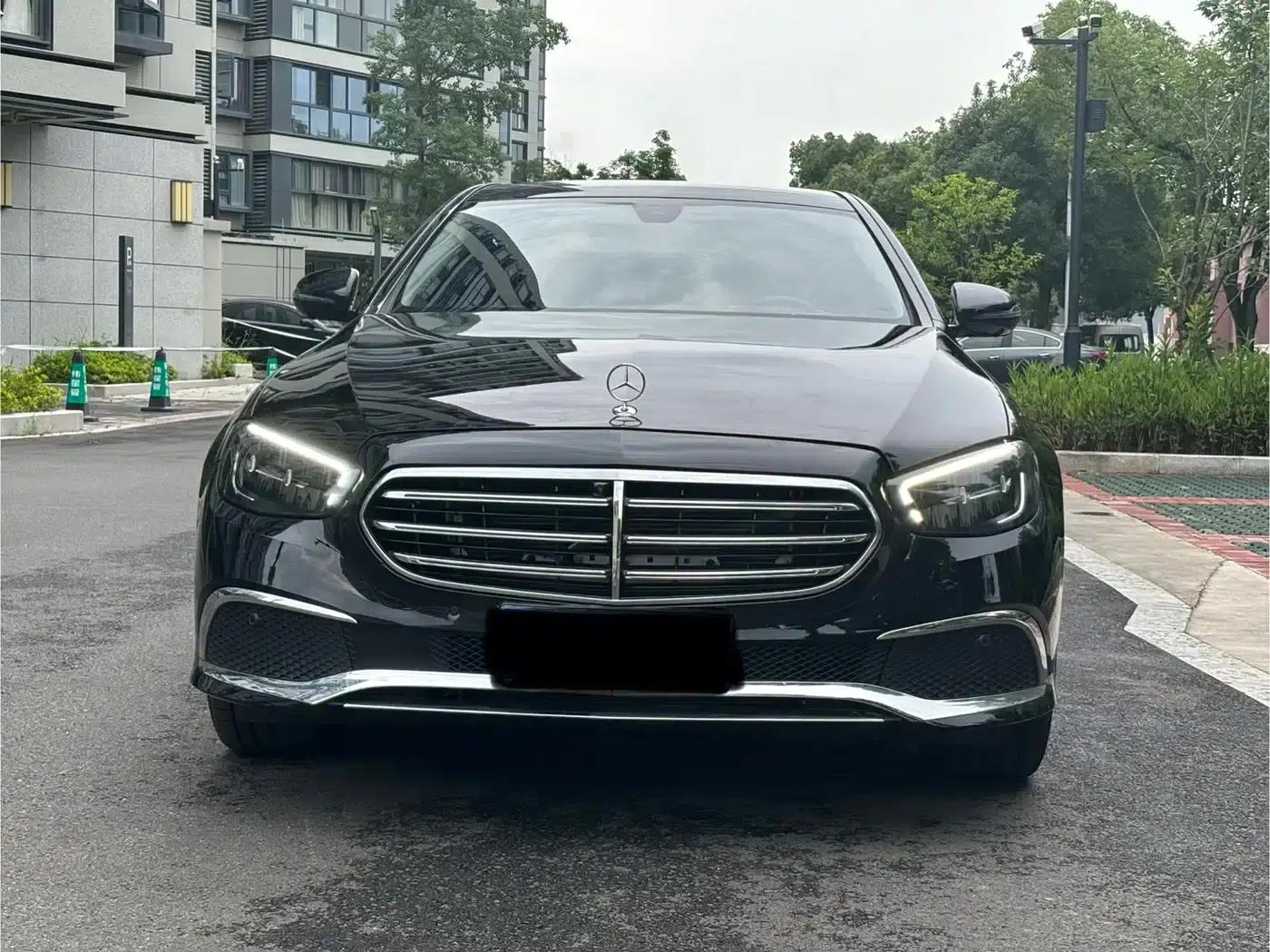 Mercedes-Benz E-Class 2022 E 300 L Fashion Edition — миниатюра 2