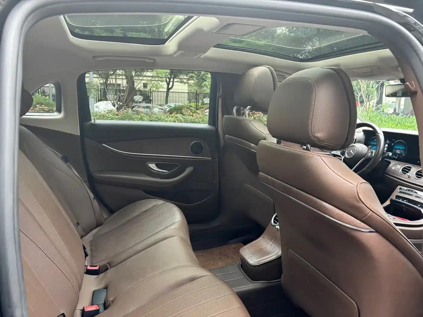 Mercedes-Benz E-Class 2022 E 300 L Fashion Edition — миниатюра 16