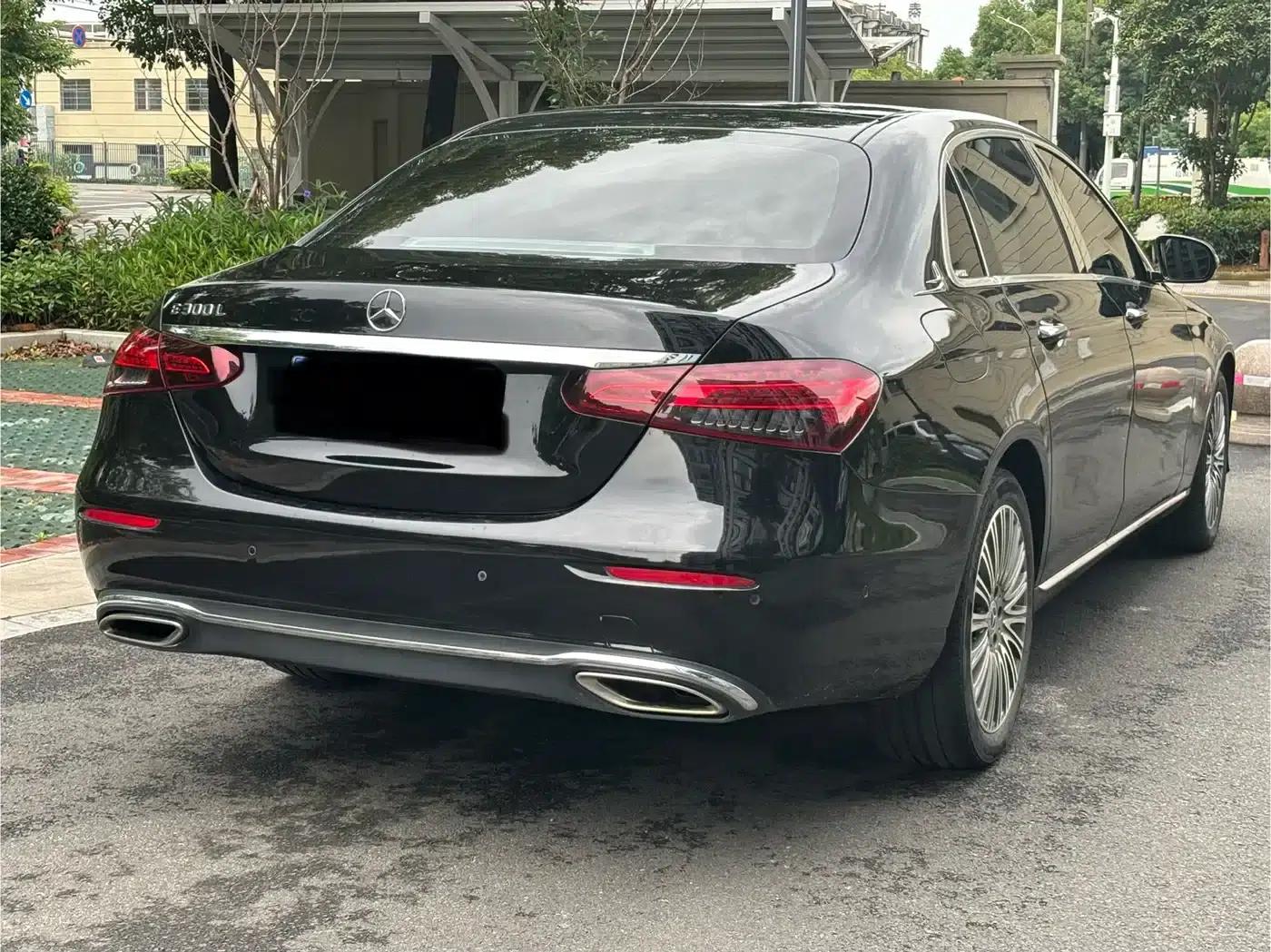 Mercedes-Benz E-Class 2022 E 300 L Fashion Edition — миниатюра 17