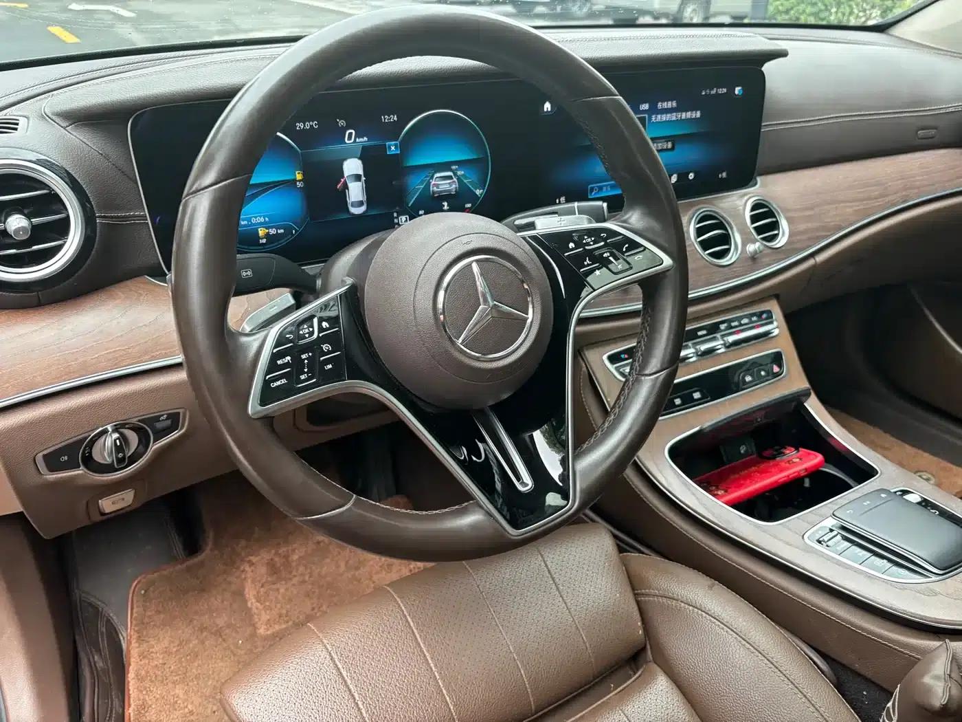 Mercedes-Benz E-Class 2022 E 300 L Fashion Edition — миниатюра 7