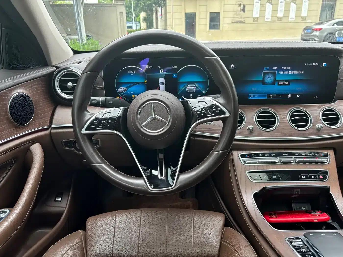Mercedes-Benz E-Class 2022 E 300 L Fashion Edition — миниатюра 8