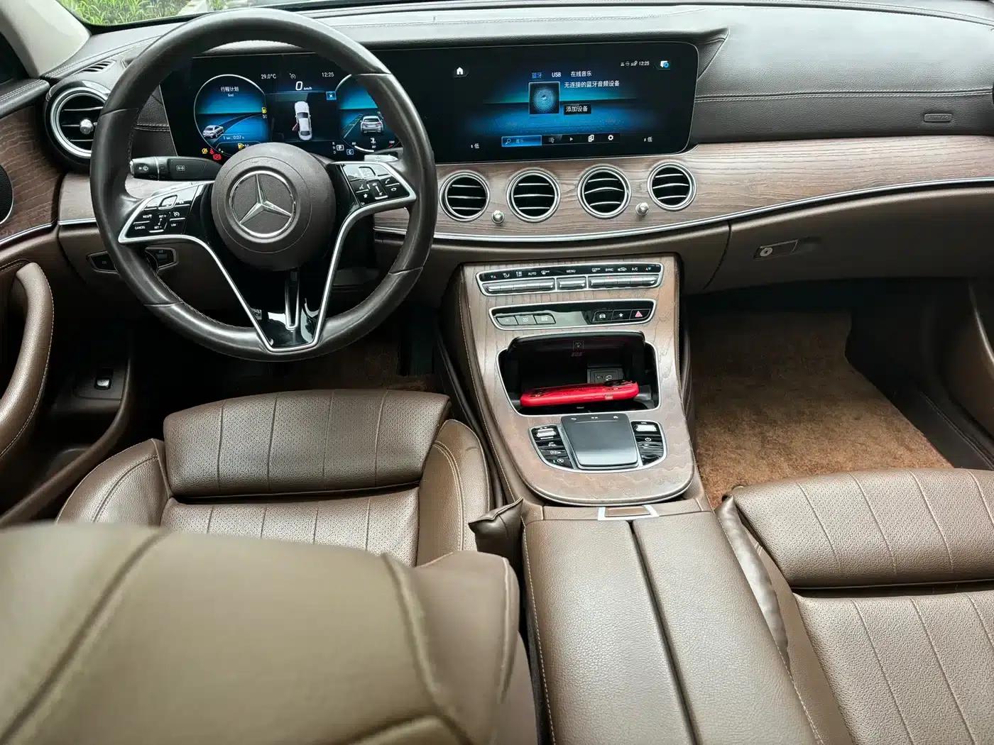 Mercedes-Benz E-Class 2022 E 300 L Fashion Edition — миниатюра 9