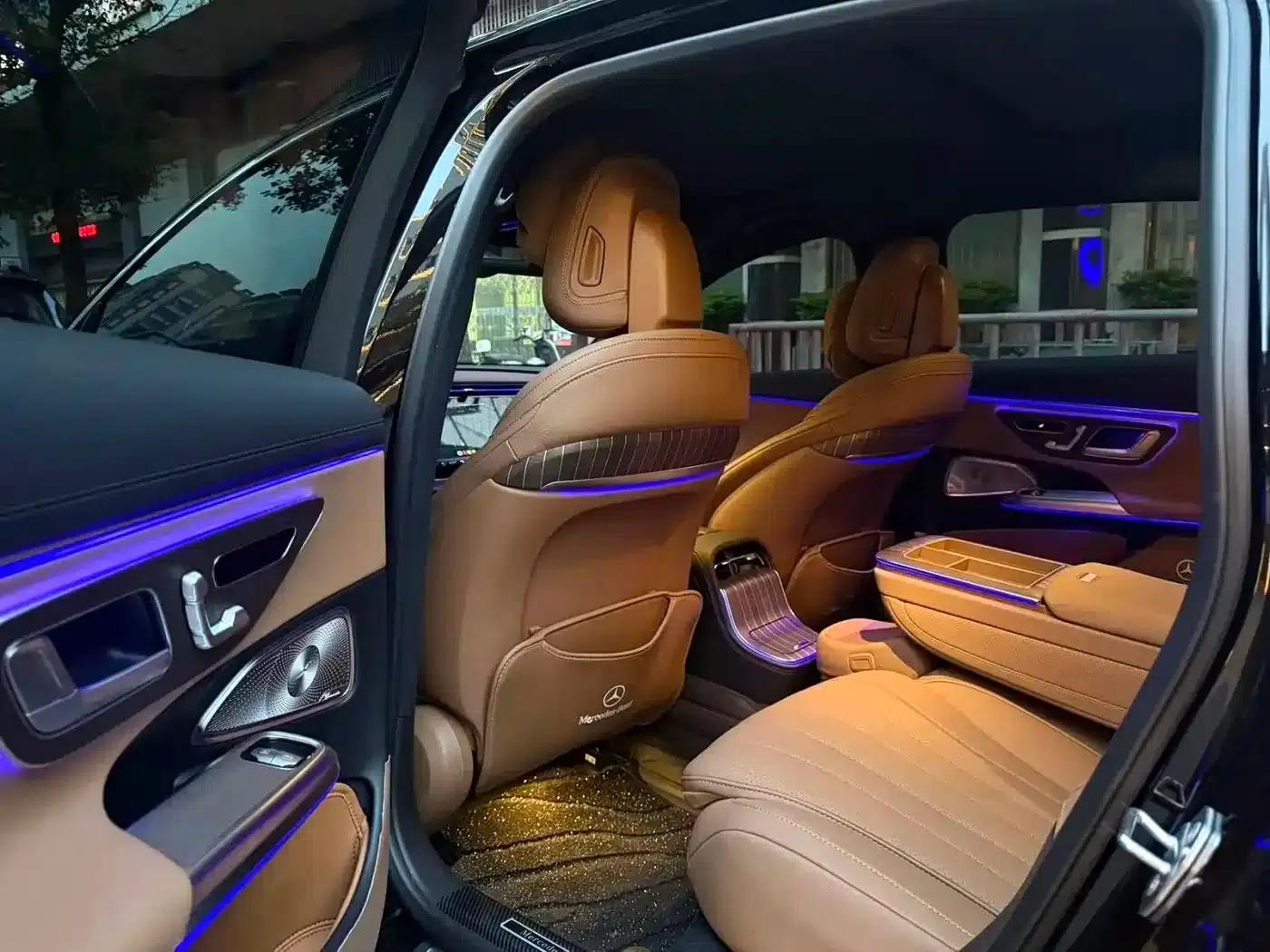 2025 Mercedes-Benz E-Class E 300 L Luxury — миниатюра 6