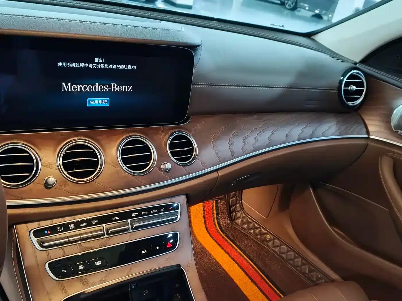 Mercedes-Benz E-Class 2021 E 300 L Fashion Edition — миниатюра 12