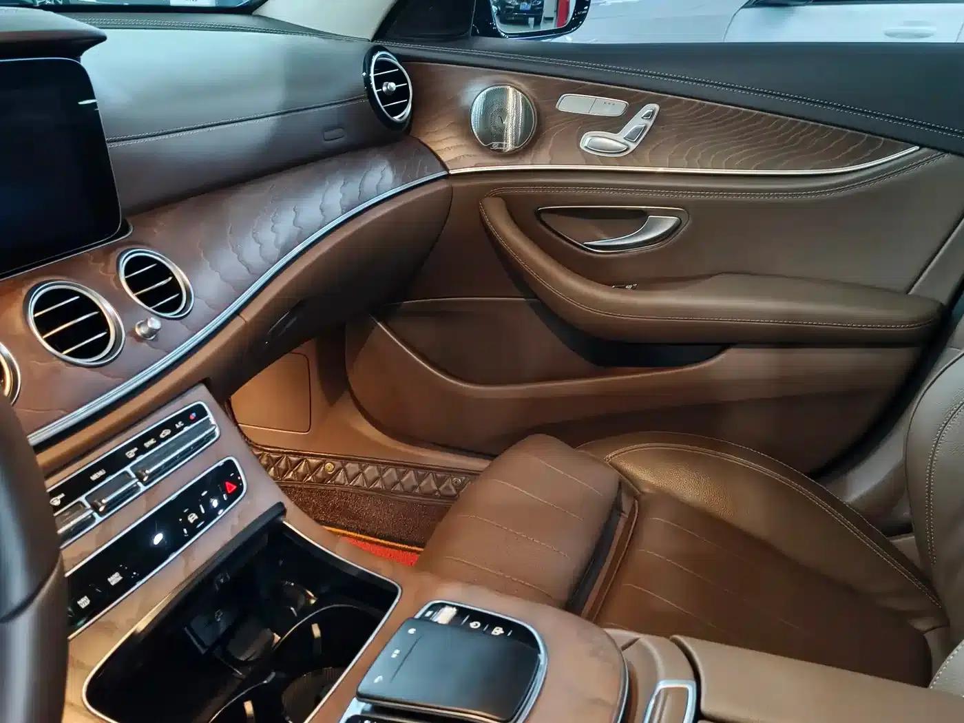 Mercedes-Benz E-Class 2021 E 300 L Fashion Edition — миниатюра 14