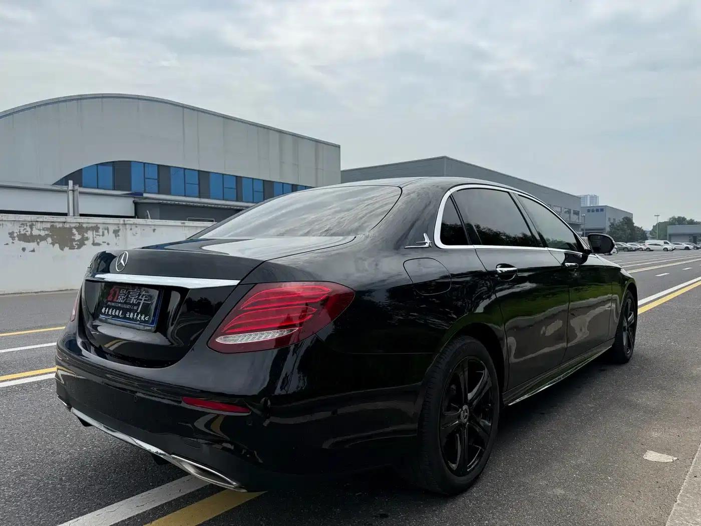 Mercedes-Benz E-Class 2018 Facelift E 200 L Sport — миниатюра 9